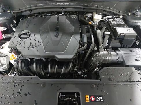 Certified 2025 Hyundai Tucson SE image 29