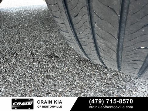 Used 2018 Chevrolet Malibu LT FWD image 43