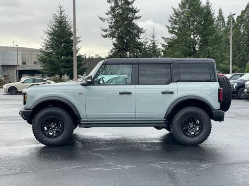 Used 2024 Ford Bronco Wildtrak image 7