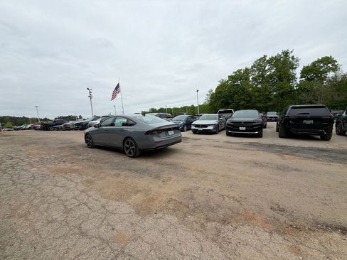 New 2026 Honda Accord SE image 6