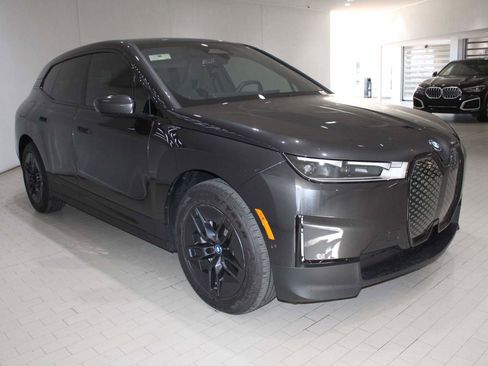 Certified 2025 BMW iX xDrive50 image 8