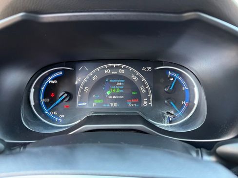 Used 2024 Toyota RAV4 XLE AWD/4WD image 9