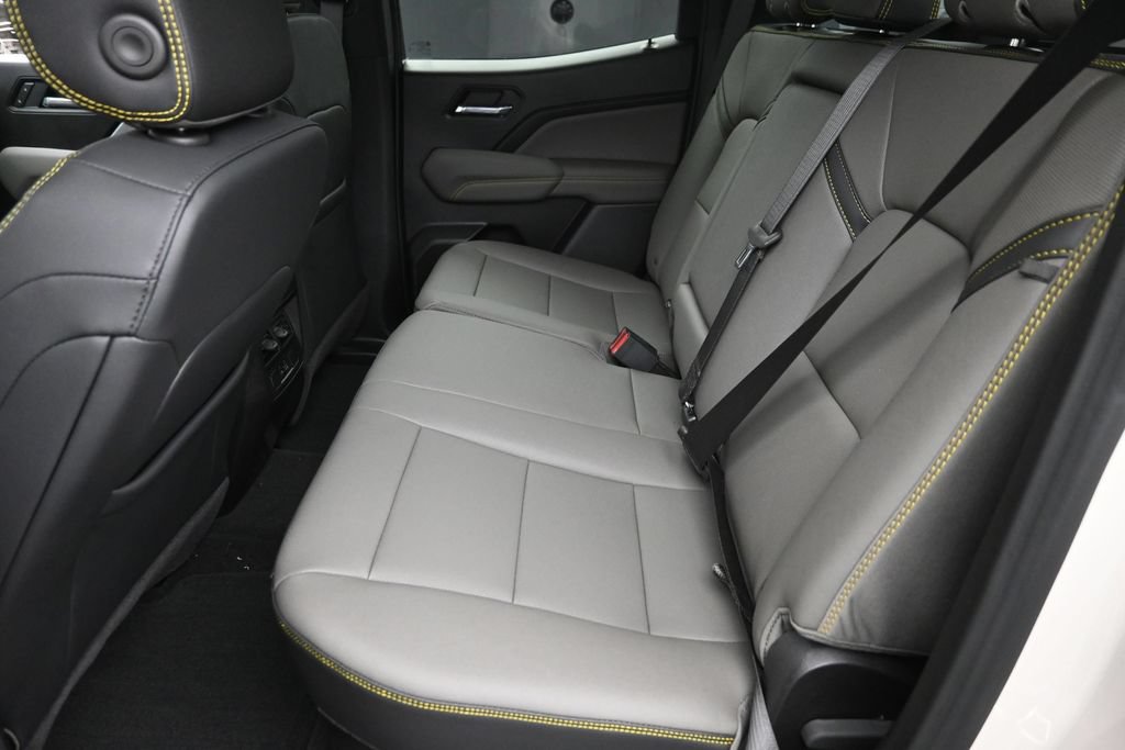 New 2026 Chevrolet Colorado ZR2 AWD/4WD image 11