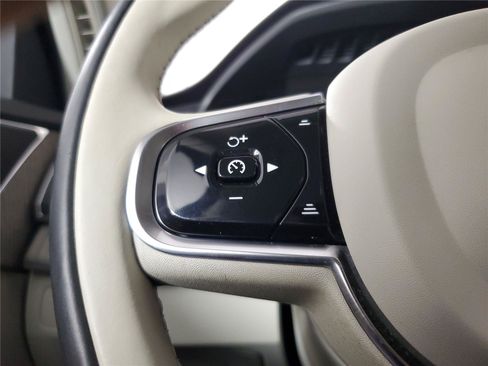 Certified 2023 Volvo XC90 B6 Core w/ Protection Package Premier AWD/4WD image 25