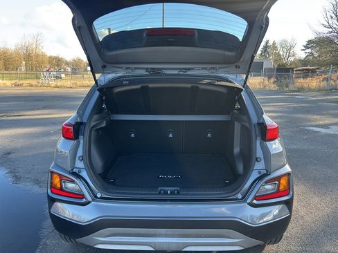 Used 2021 Hyundai Kona Night image 9