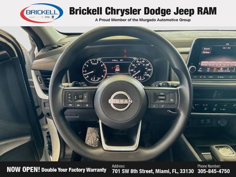 Used 2024 Nissan Rogue S AWD/4WD image 38