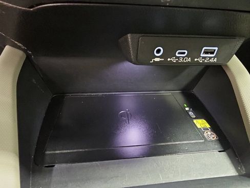 Used 2025 Subaru Forester Limited w/ Popular Package #2 AWD/4WD image 19