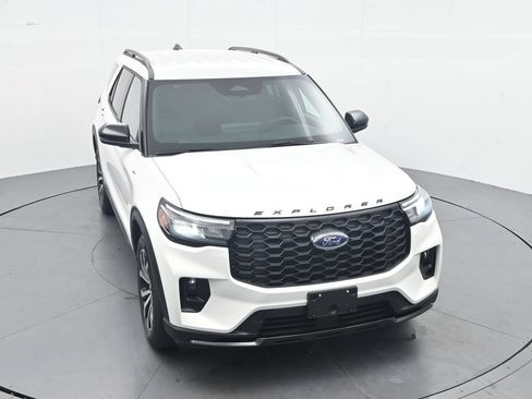 New 2026 Ford Explorer ST-Line w/ Premium Package RWD image 33