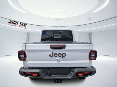 Certified 2022 Jeep Gladiator Mojave w/ LED Lighting Group AWD/4WD image 4