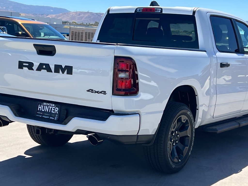 New 2026 RAM 1500 Express AWD/4WD image 8