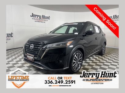 Used 2022 Nissan Kicks SR