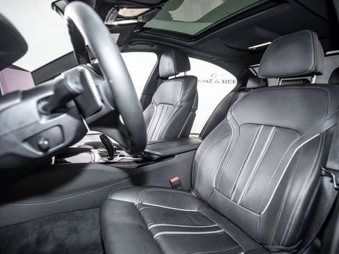 Used 2019 BMW M550i xDrive AWD/4WD image 15