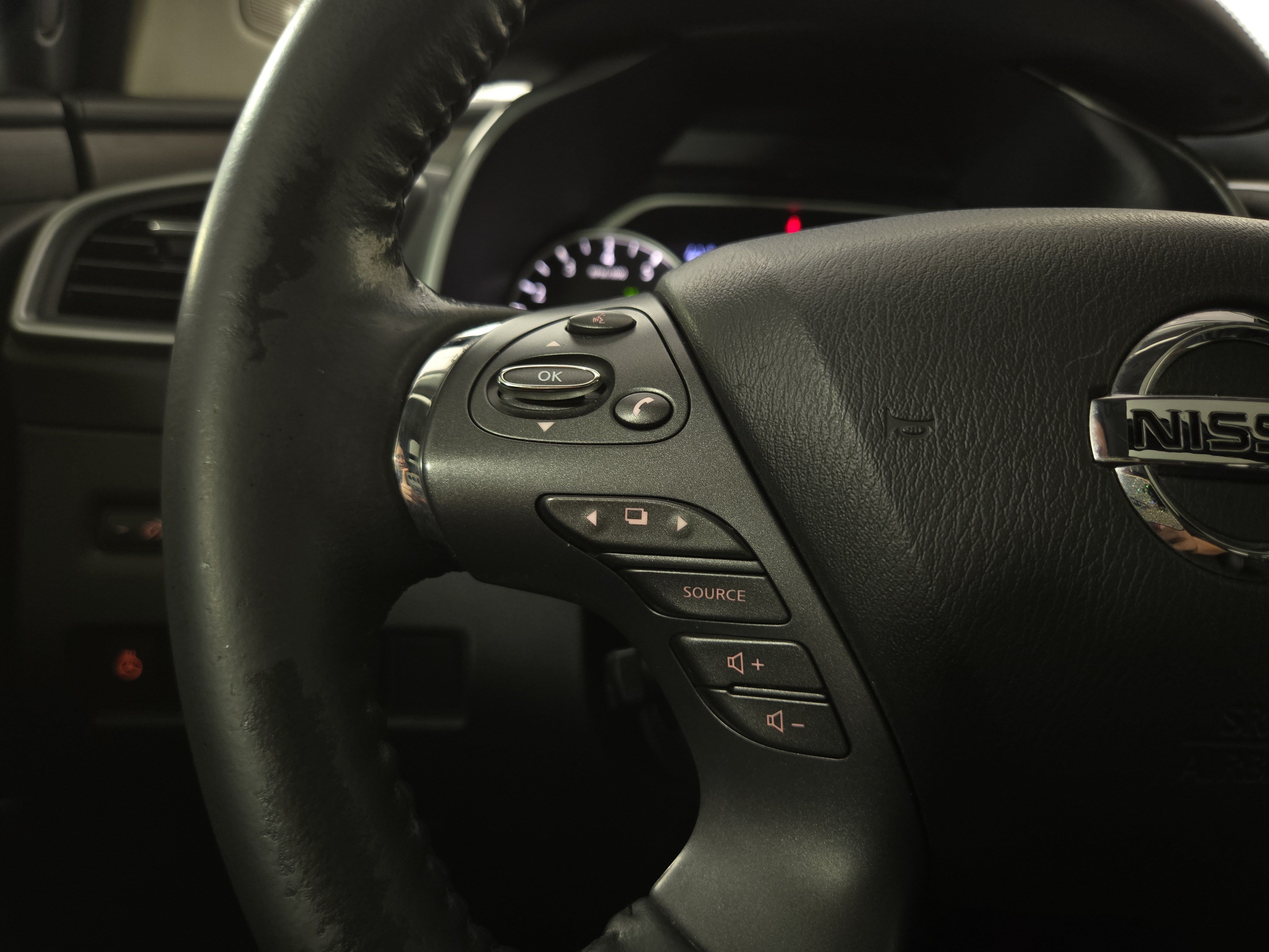Used 2022 Nissan Murano Platinum AWD/4WD image 16