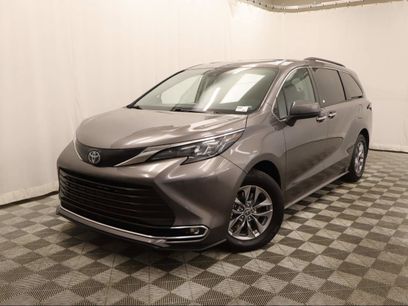Used 2024 Toyota Sienna XLE
