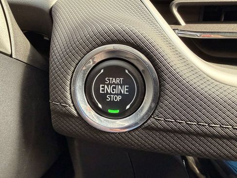 Used 2025 Chevrolet TrailBlazer LT FWD image 22