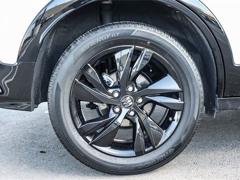 Used 2024 Buick Encore GX Sport Touring image 8