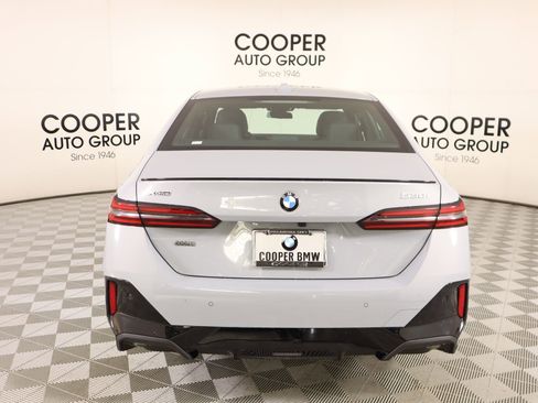 New 2026 BMW 530i xDrive w/ M Sport Package image 23