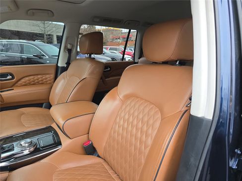 Used 2019 INFINITI QX80 Luxe w/ Proactive Package image 22