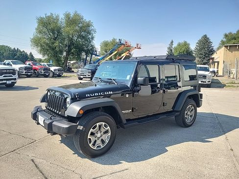 Used 2015 Jeep Wrangler Unlimited Rubicon AWD/4WD image 5