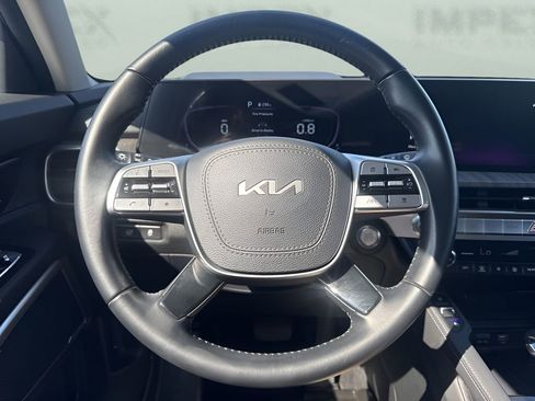 Used 2023 Kia Telluride EX image 14