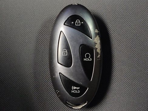 Used 2025 Hyundai Elantra SEL FWD image 32