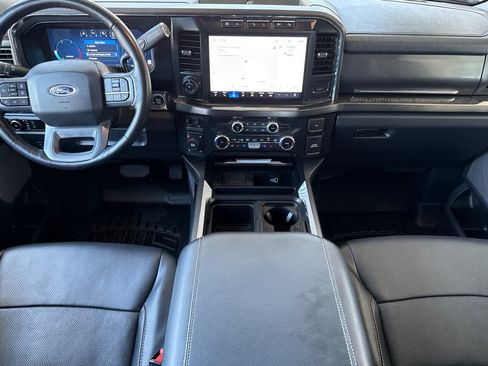 Used 2023 Ford F250 Lariat w/ Lariat Ultimate Package AWD/4WD image 13