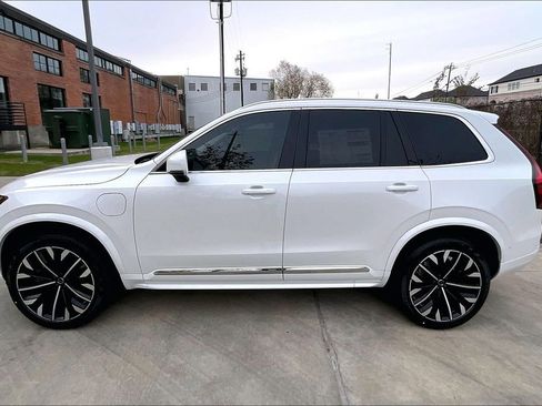 New 2026 Volvo XC90 T8 Ultra w/ Protection Package Premier AWD/4WD image 21