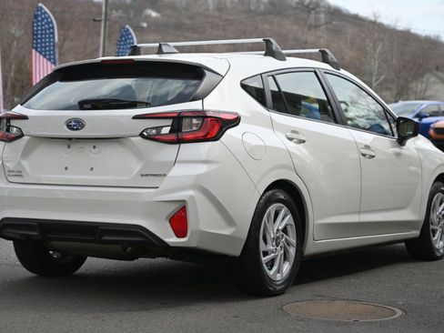 Used 2024 Subaru Impreza 2.0i image 5