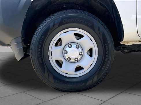 Used 2023 Toyota Tacoma SR RWD image 10