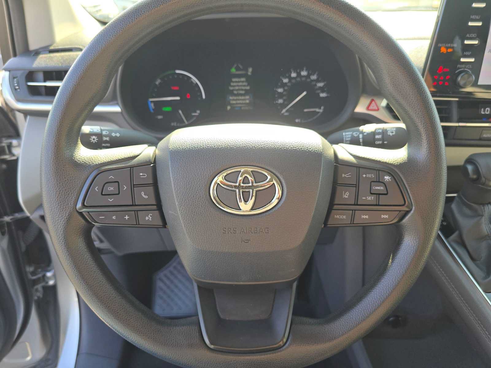 Certified 2022 Toyota Sienna LE FWD image 24