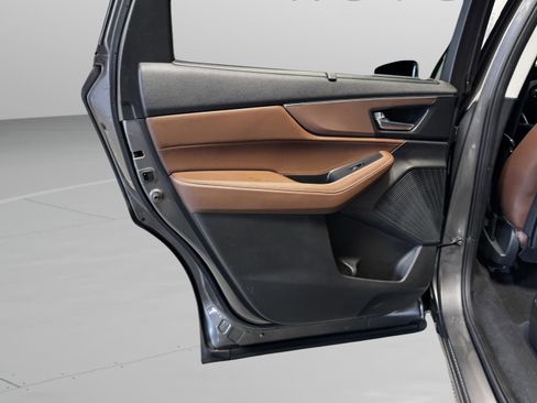 Certified 2023 Acura MDX FWD w/ Technology Package image 14