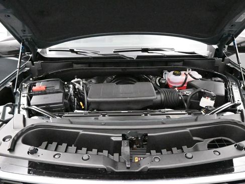 New 2026 GMC Yukon XL AT4 w/ AT4 Premium Plus Package AWD/4WD image 23