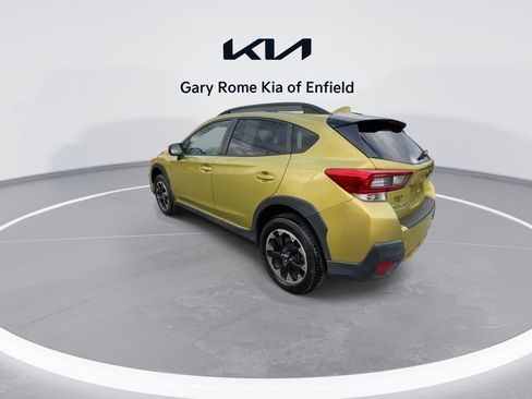 Used 2021 Subaru Crosstrek 2.0i Premium image 6