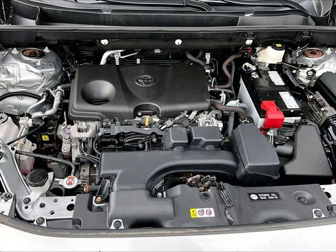 Used 2023 Toyota RAV4 LE AWD/4WD image 31
