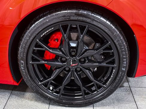 Used 2024 Chevrolet Corvette Stingray Convertible image 10