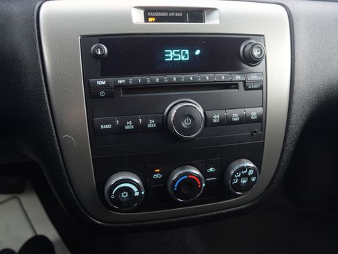 Used 2011 Chevrolet Impala Police image 8