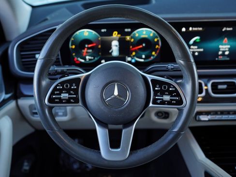 Used 2020 Mercedes-Benz GLE 350 w/ AMG Line Exterior image 27