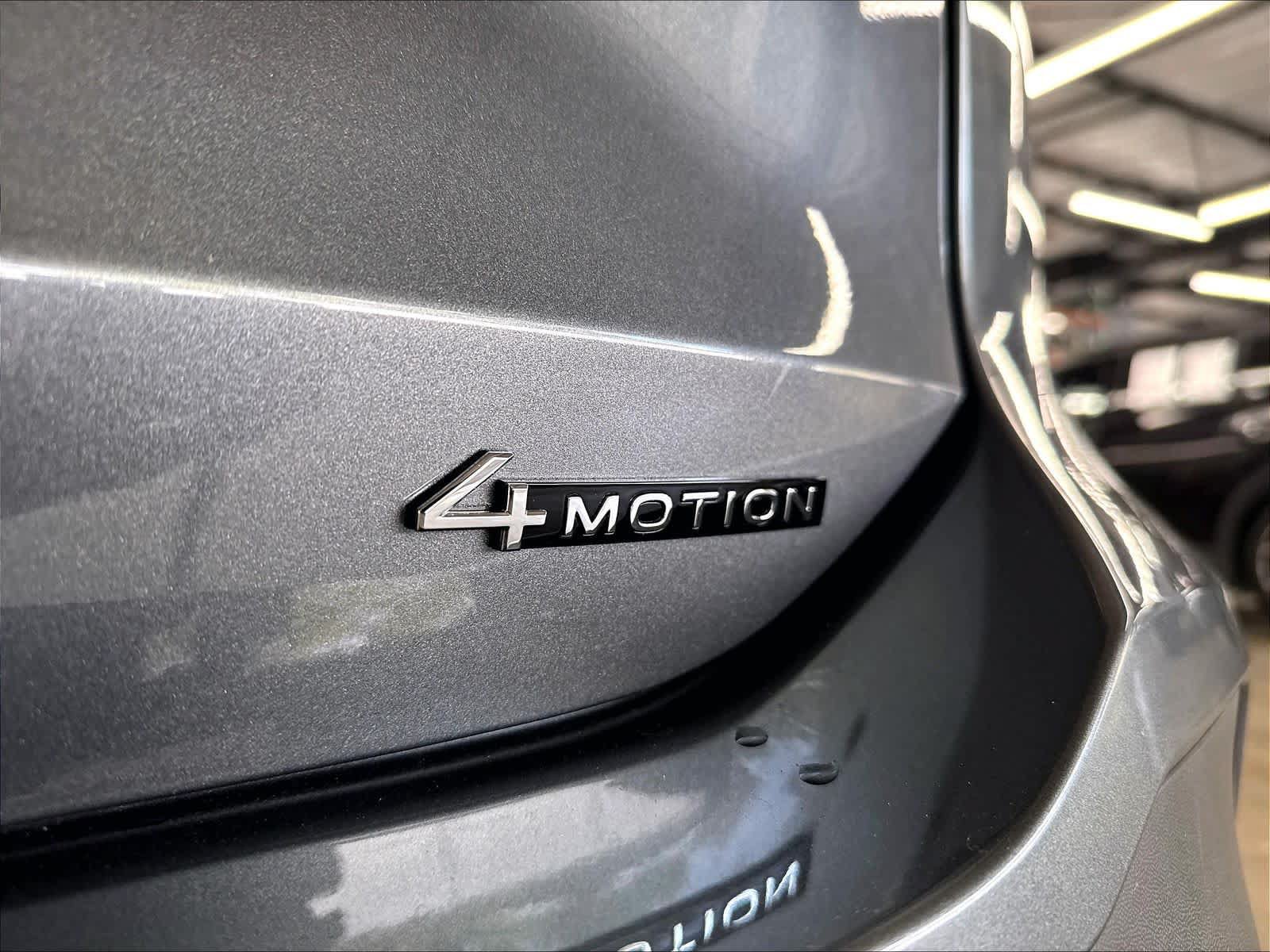 New 2026 Volkswagen Tiguan SE AWD/4WD image 9