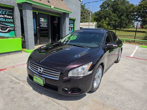 Used 2010 Nissan Maxima 3.5 SV FWD image 3