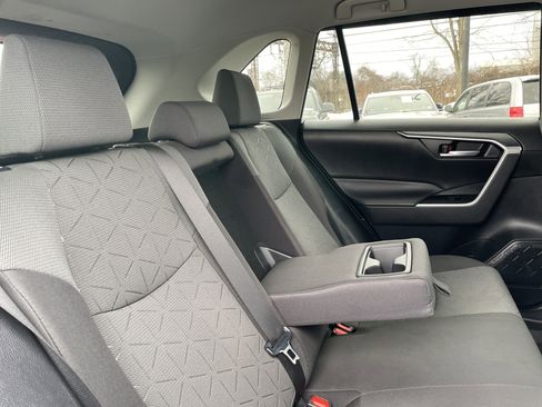 Used 2023 Toyota RAV4 XLE image 23