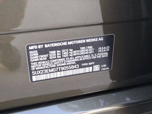 Certified 2026 BMW X7 xDrive40i w/ Premium Package AWD/4WD image 29
