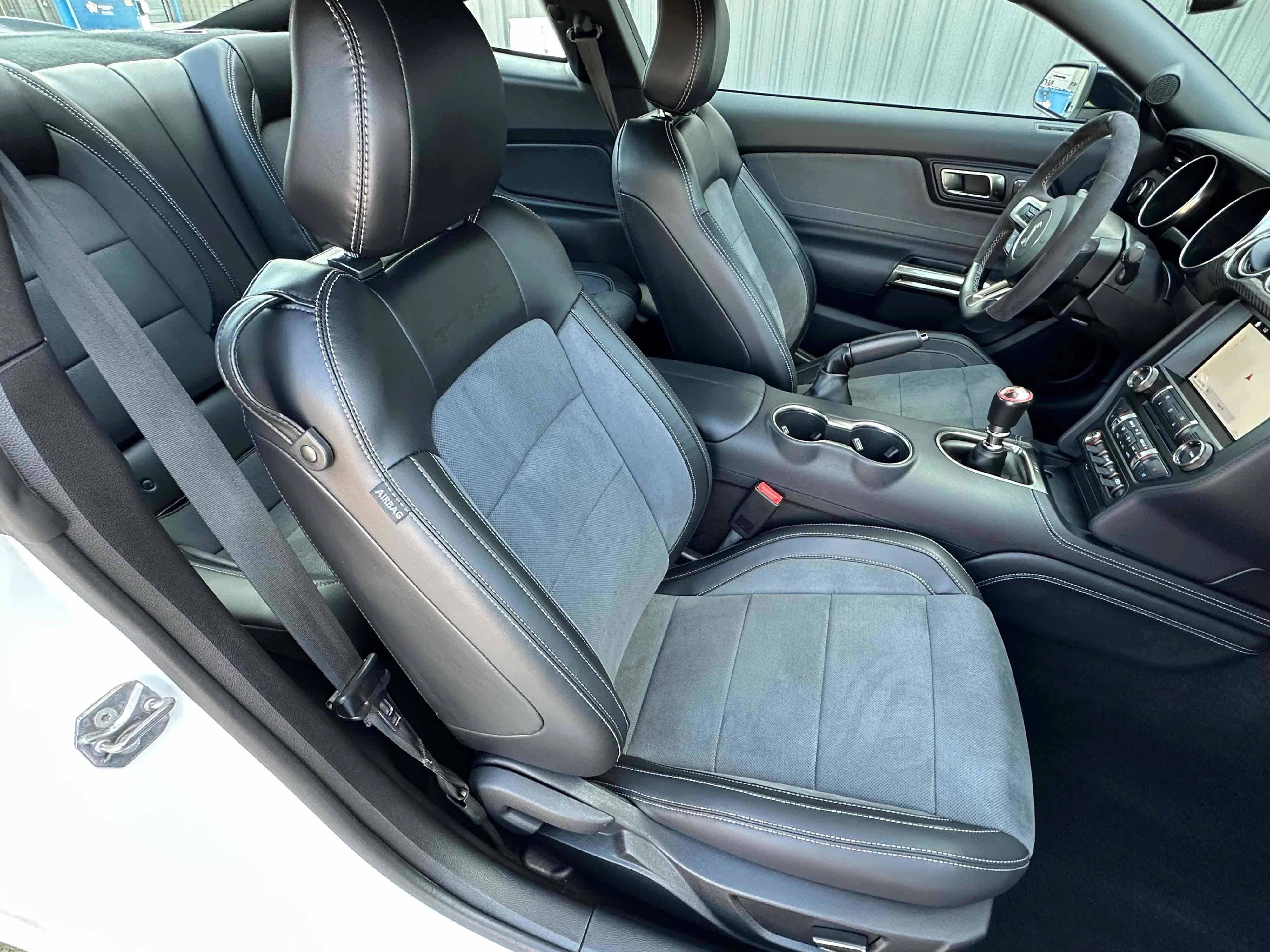 Used 2019 Ford Mustang Shelby GT350 w/ Technology Package RWD image 18