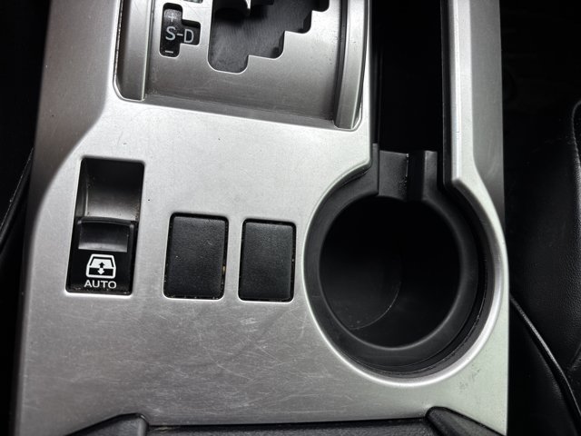 Used 2020 Toyota 4Runner SR5 AWD/4WD image 38