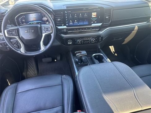 Used 2023 Chevrolet Silverado 1500 RST w/ Z71 Off-Road Package image 22