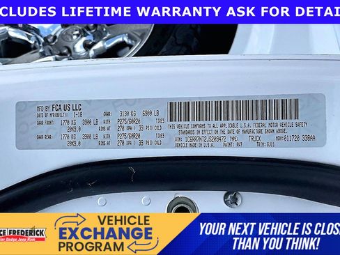 Used 2018 RAM 1500 Laramie w/ Convenience Group AWD/4WD image 30