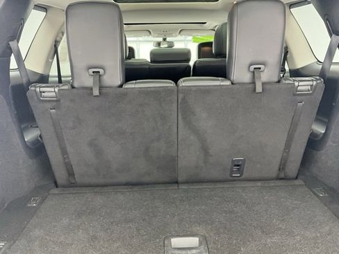 Used 2019 Nissan Pathfinder Platinum image 23