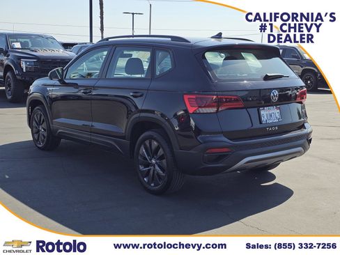 Used 2023 Volkswagen Taos S FWD image 5