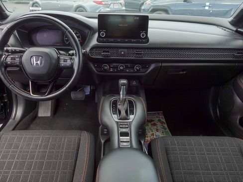 Used 2025 Honda HR-V Sport image 10