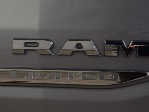 Used 2023 RAM 1500 Limited w/ Trailer Tow Group image 15