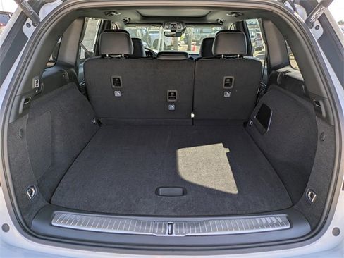 New 2025 Jeep Grand Cherokee Overland w/ Trailer Tow Package image 13